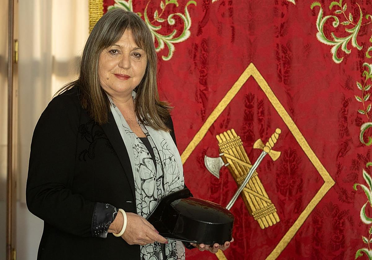 la-mujer-de-los-mil-cacheos-ideal